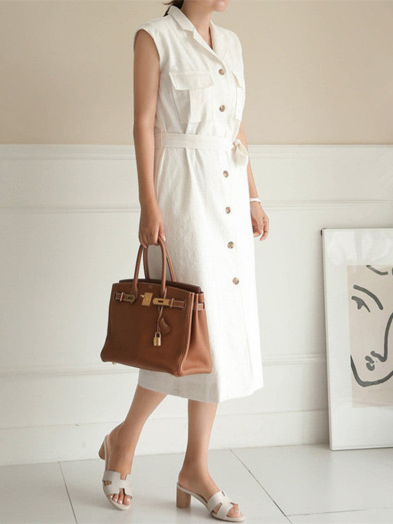 Sophisticated Dress with a Clean Classic Look
