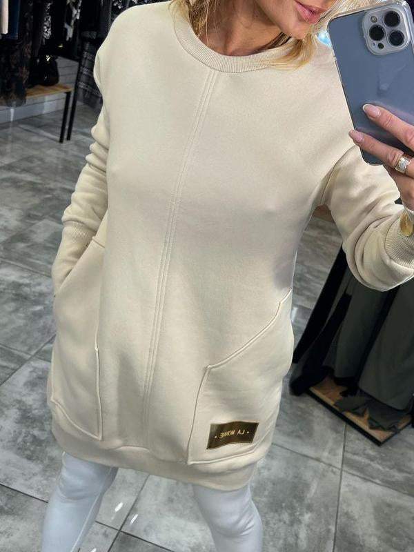 Classic Vintage Sweater with a Flattering Fit