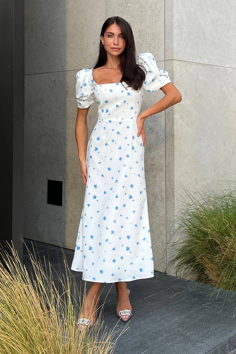 A Vintage Style Dress with Delicate Timeless Details