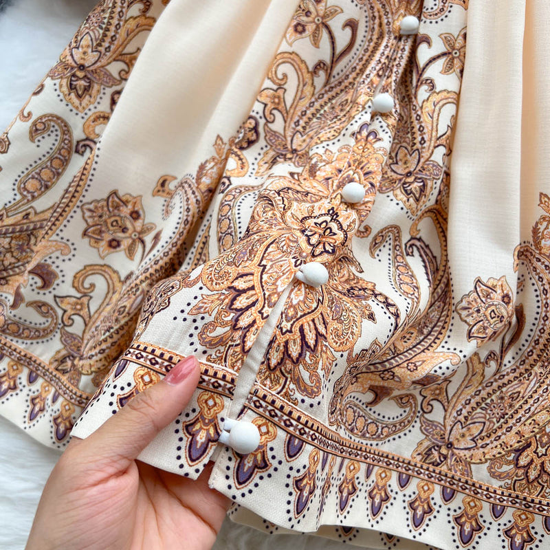 A Vintage Style Dress with Delicate Timeless Details