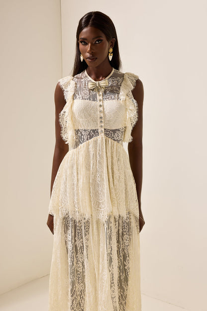 Well Tailored Dress with a Graceful Silhouette