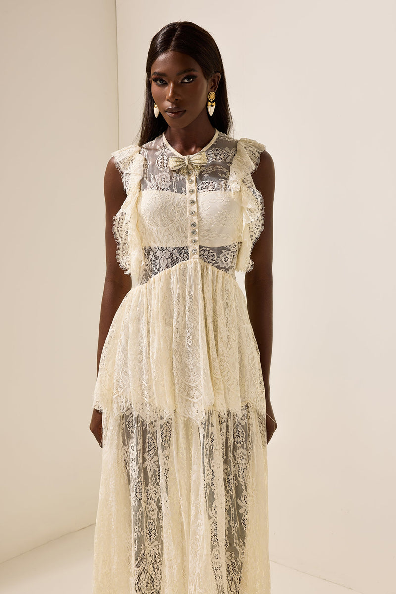 Well Tailored Dress with a Graceful Silhouette