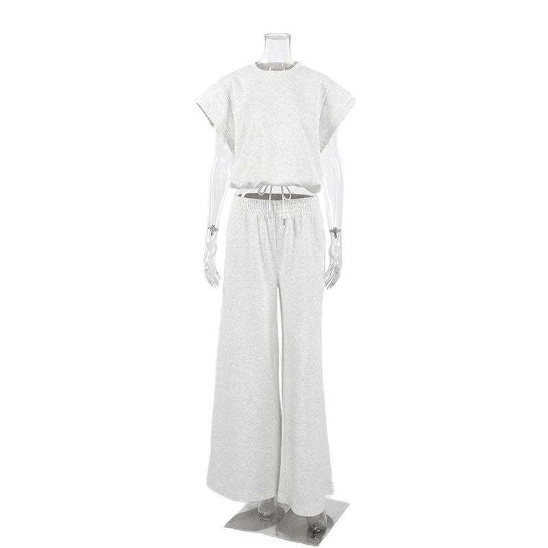 Well Tailored Pullover with a Graceful Silhouette