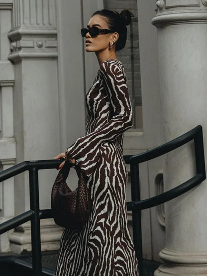 Classic Vintage & Enduringly Stylish Dress