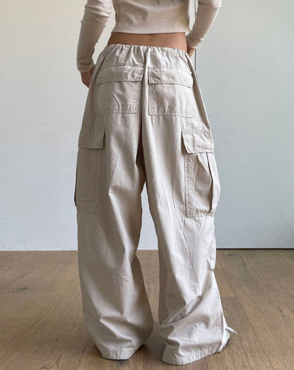 Classic Vintage Pants with a Flattering Fit