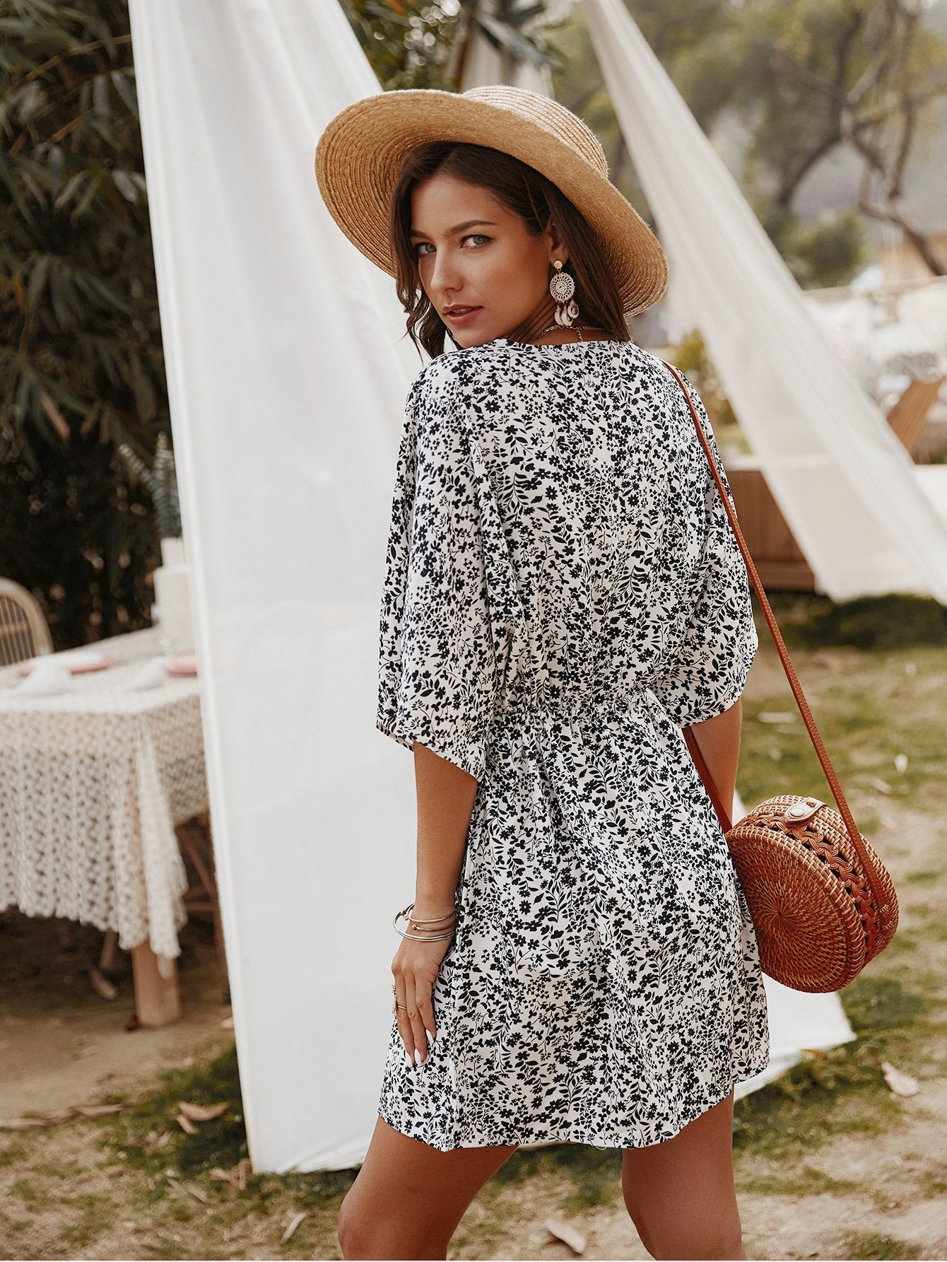 Sophisticated Dress with a Clean Classic Look