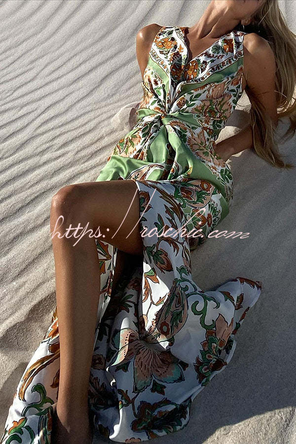 A Vintage Style Dress with Delicate Timeless Details