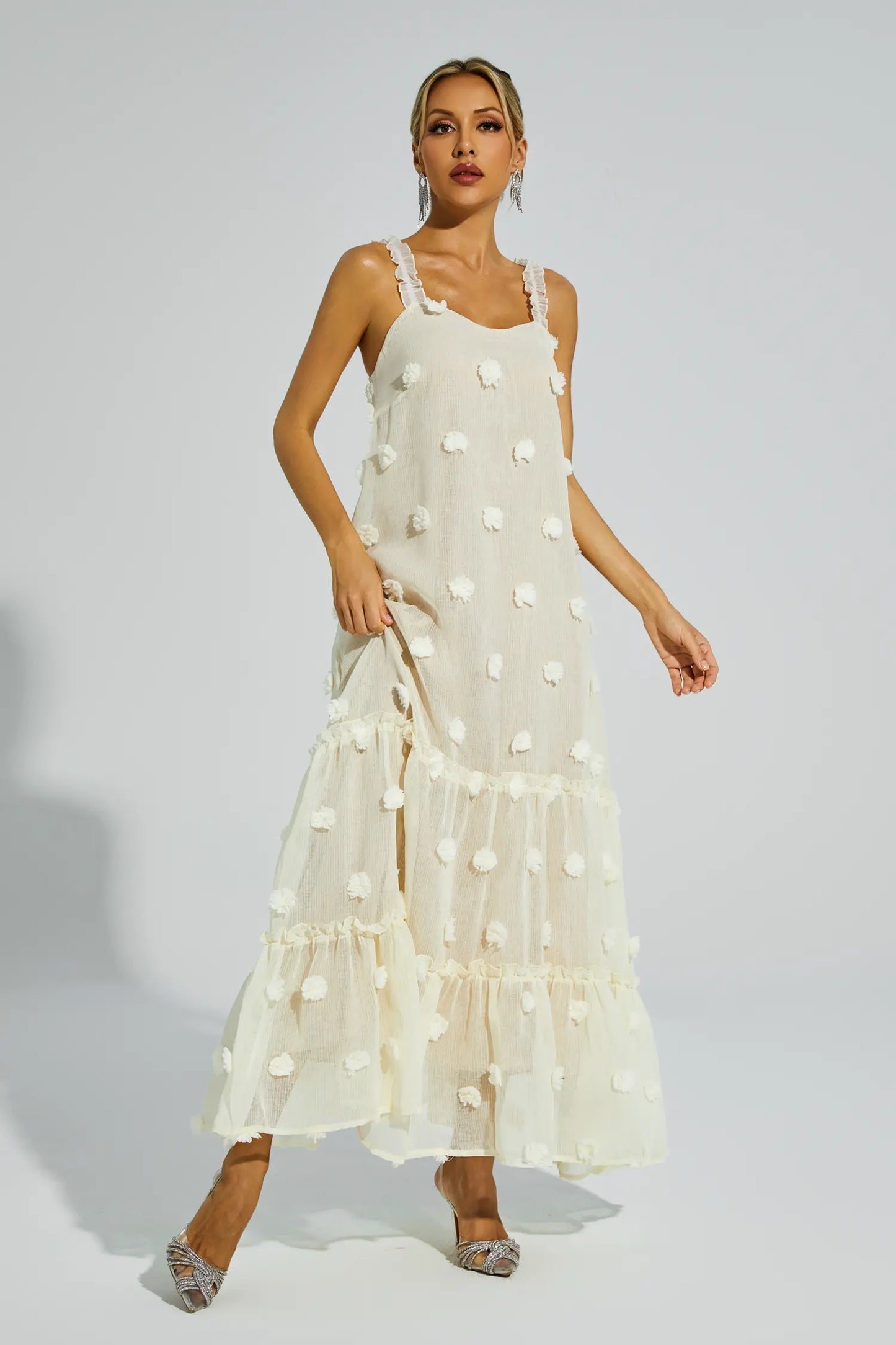 Beautifully Crafted Dress in a Classic Style