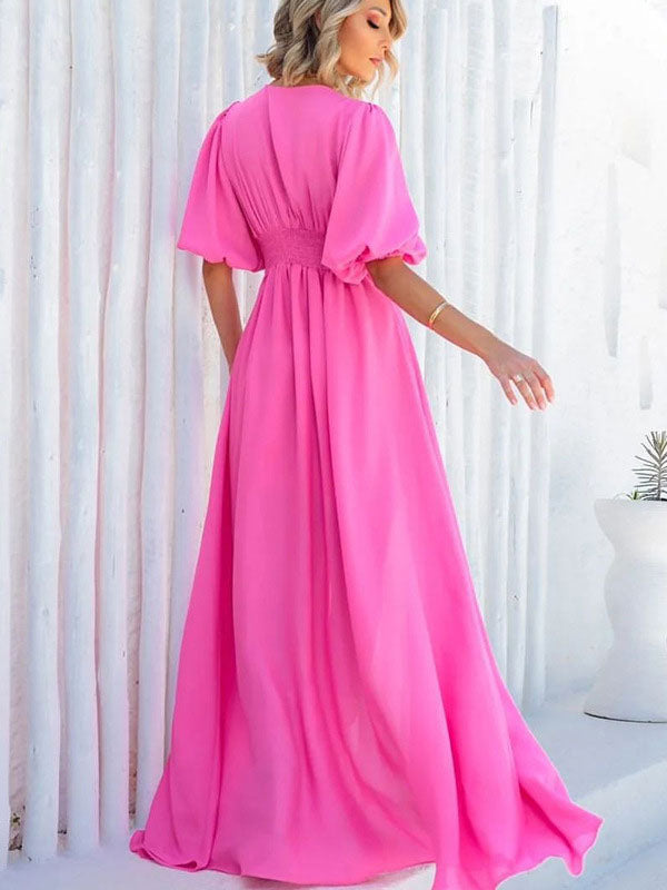 Well Tailored Dress with a Graceful Silhouette
