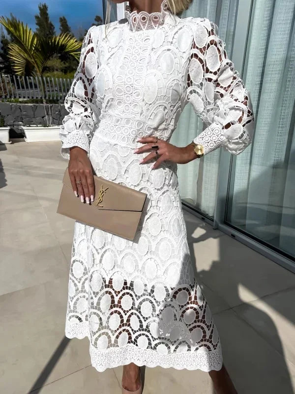 Beautifully Crafted Dress in a Classic Style