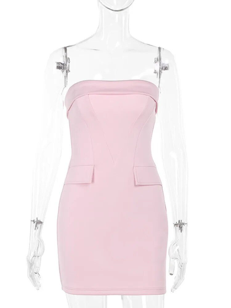 Beautifully Finished Dress in a Timeless Design