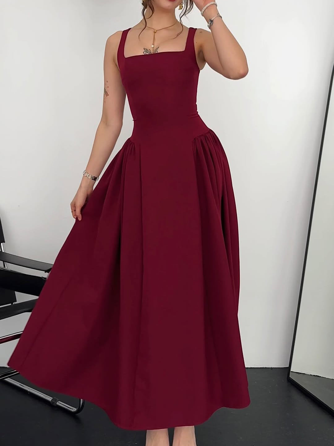 Polished Dress with an Effortless Classic Look