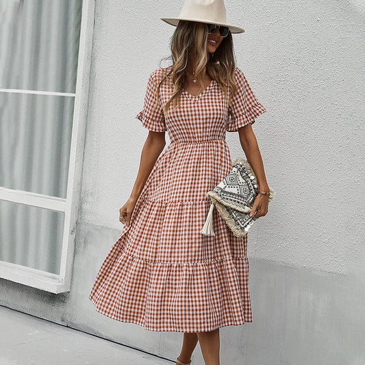 Gracefully Styled Dress for Any Occasion