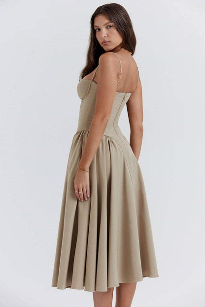 Polished Dress with an Effortless Classic Look