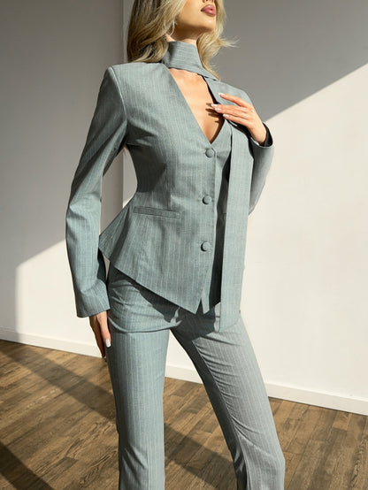 Polished Pants with an Effortless Classic Look
