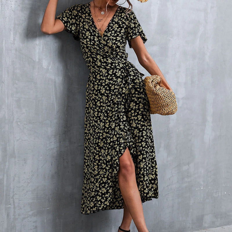 Classic Vintage & Enduringly Stylish Dress