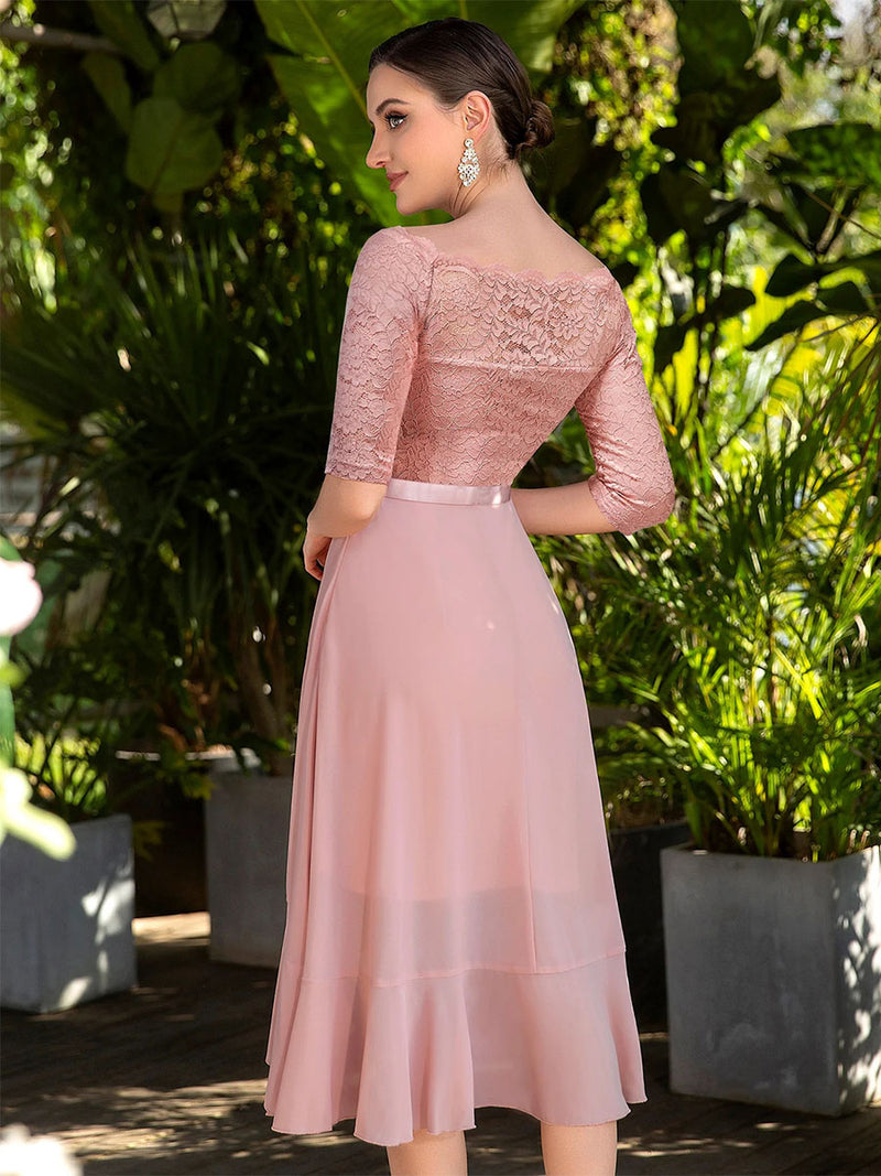 Well Tailored Dress with a Graceful Silhouette