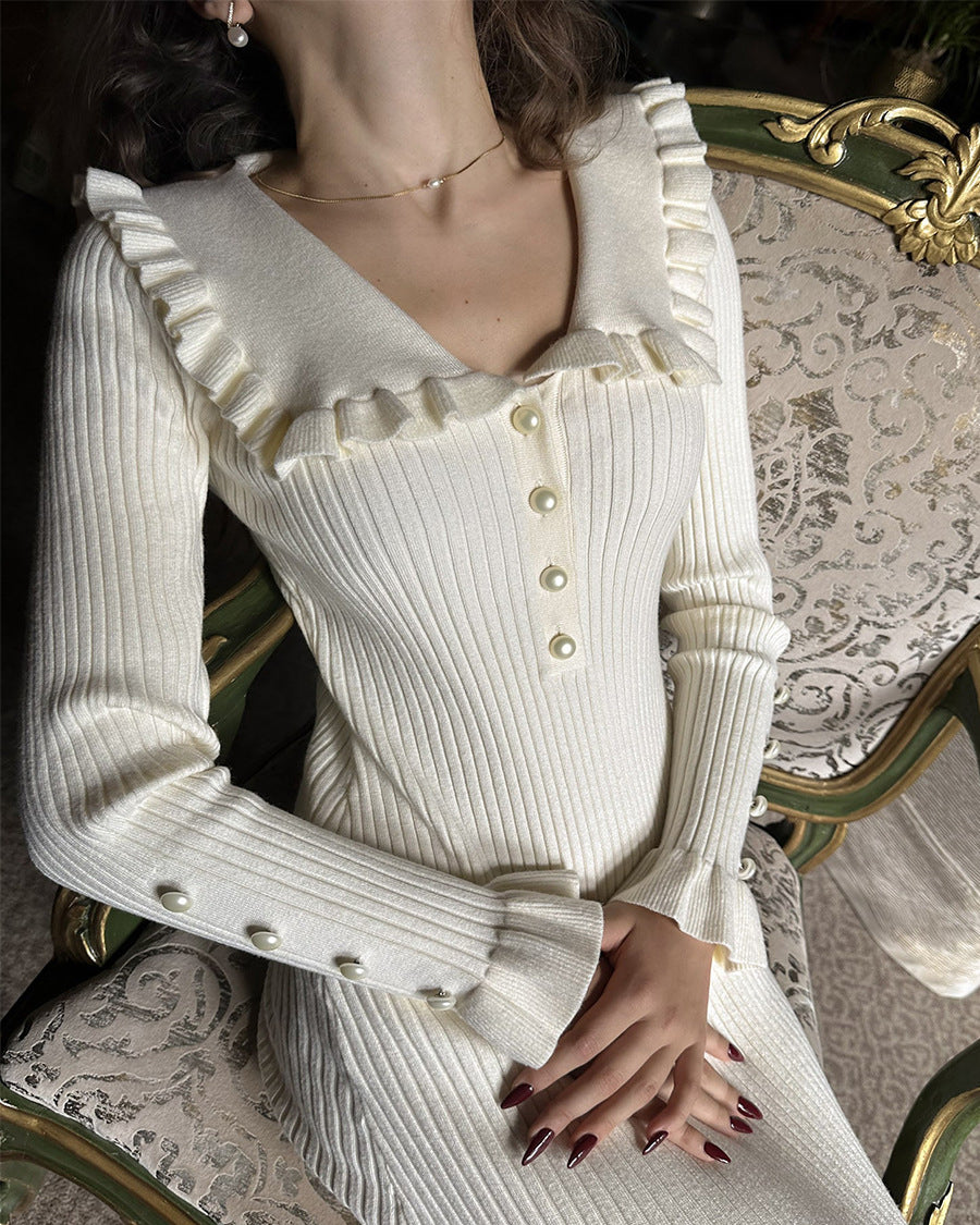 Beautifully Finished Sweater in a Timeless Design