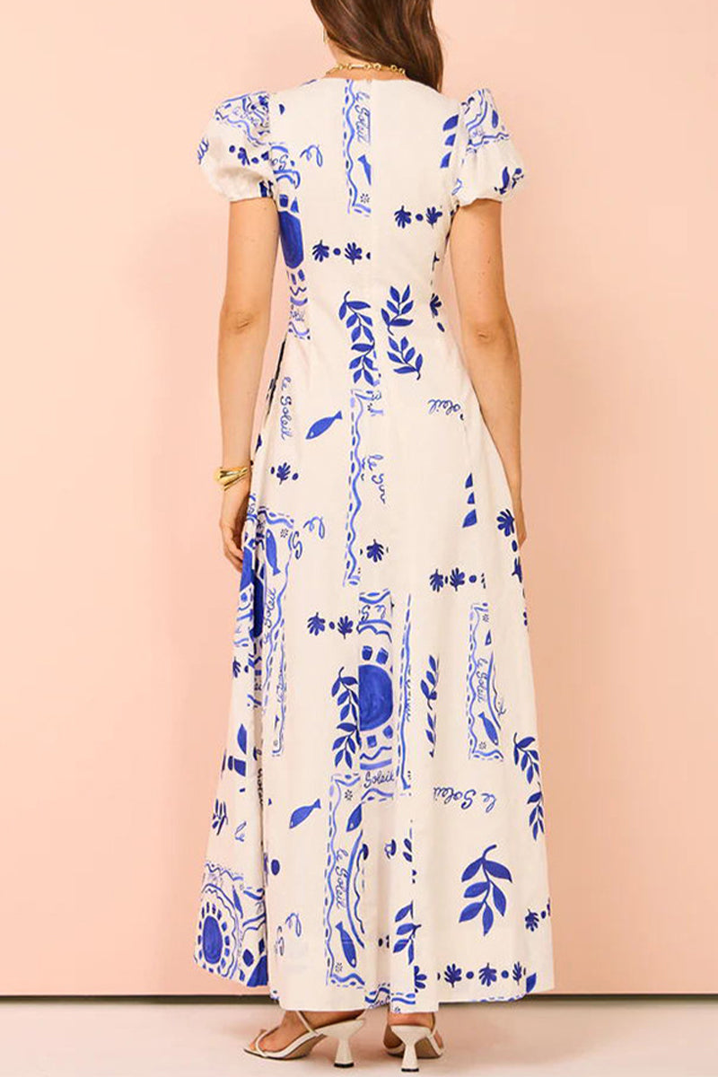 Classic Vintage Dress with a Flattering Fit