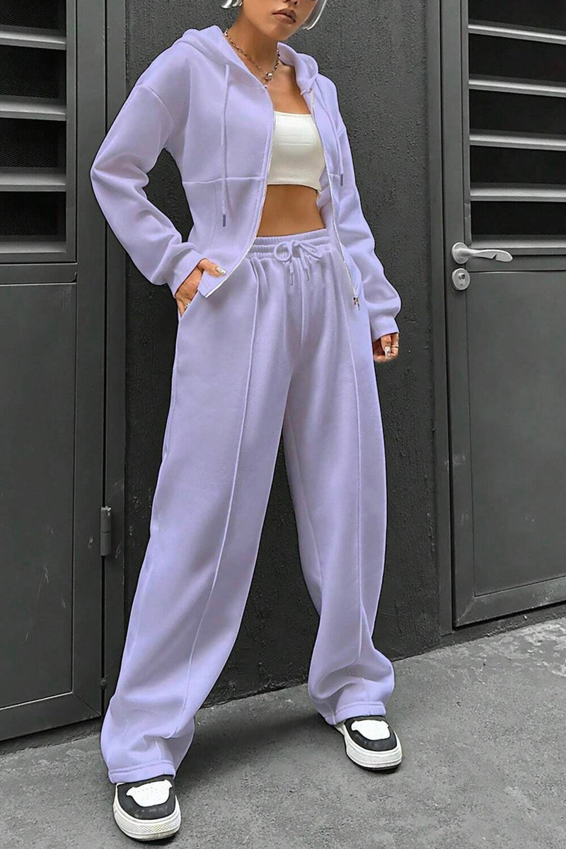 Elegantly Styled Pants for Everyday Wear