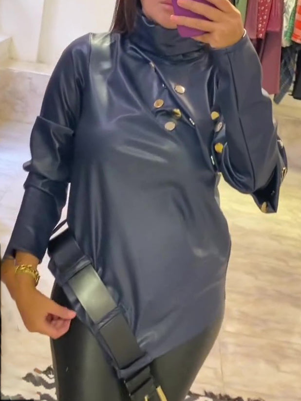Polished Top with an Effortless Classic Look