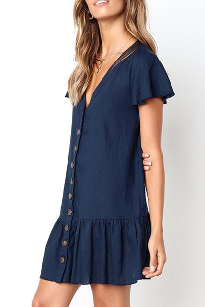 Effortlessly Elegant Dress with a Timeless Design