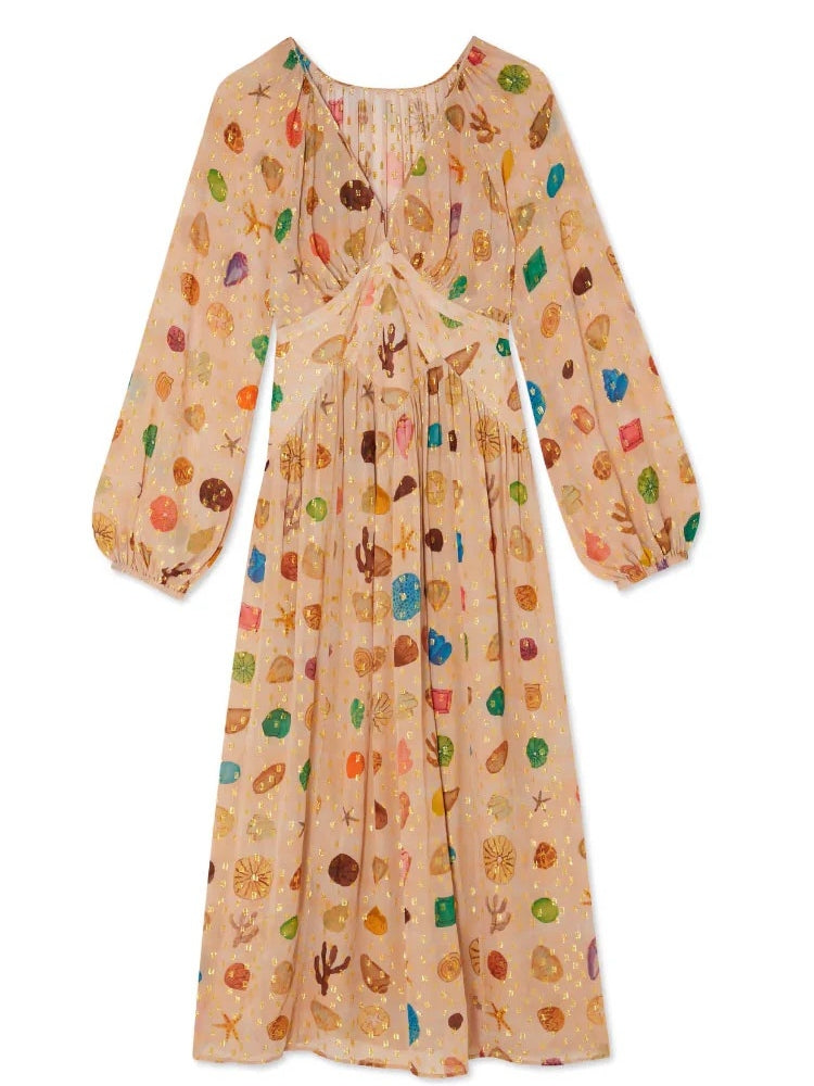 Polished Dress with an Effortless Classic Look