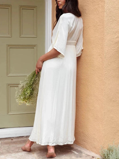 Sophisticated Dress with a Clean Classic Look
