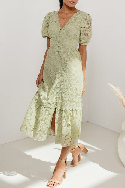 Classic Vintage & Enduringly Stylish Dress