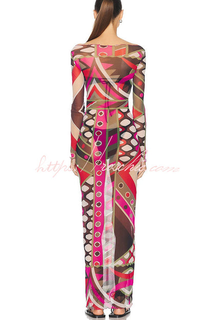 Classic Vintage Dress with a Flattering Fit