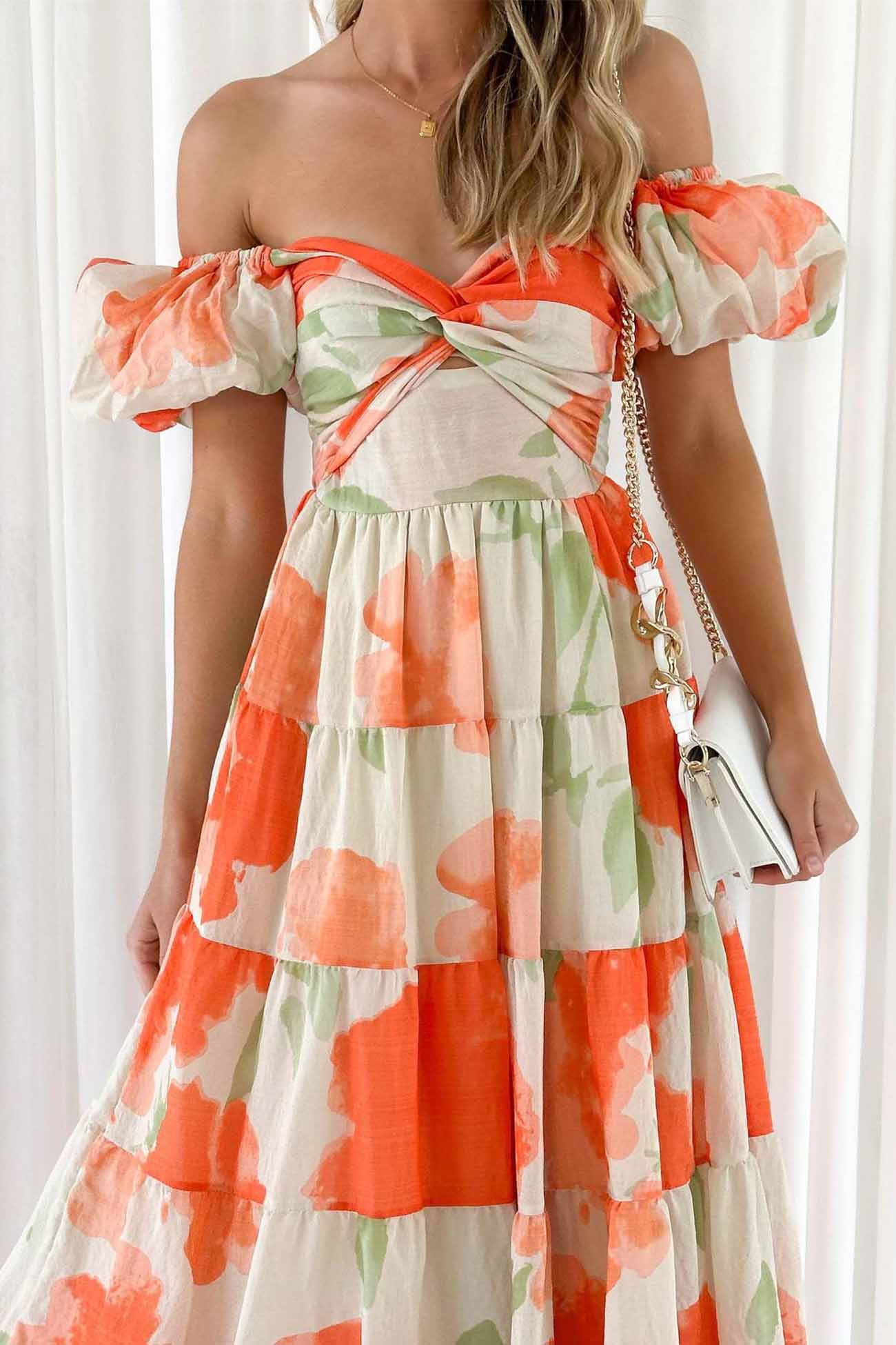 Gracefully Styled Dress for Any Occasion