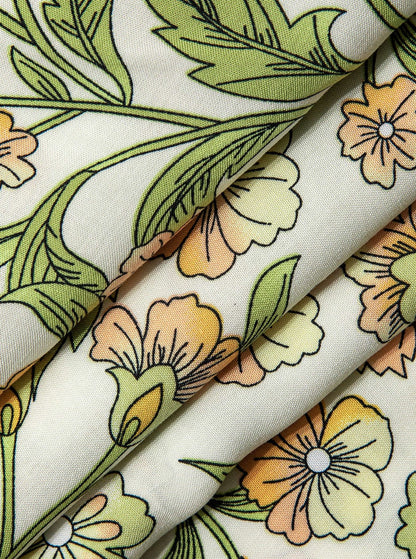 Effortlessly Elegant Pants with a Timeless Design