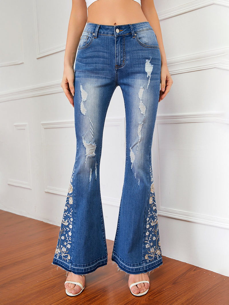 Effortlessly Elegant Garment with a Timeless Design