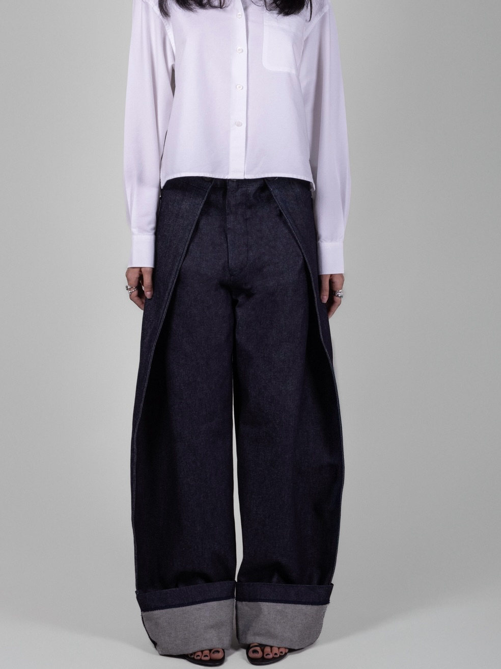 Well Tailored Garment with a Graceful Silhouette