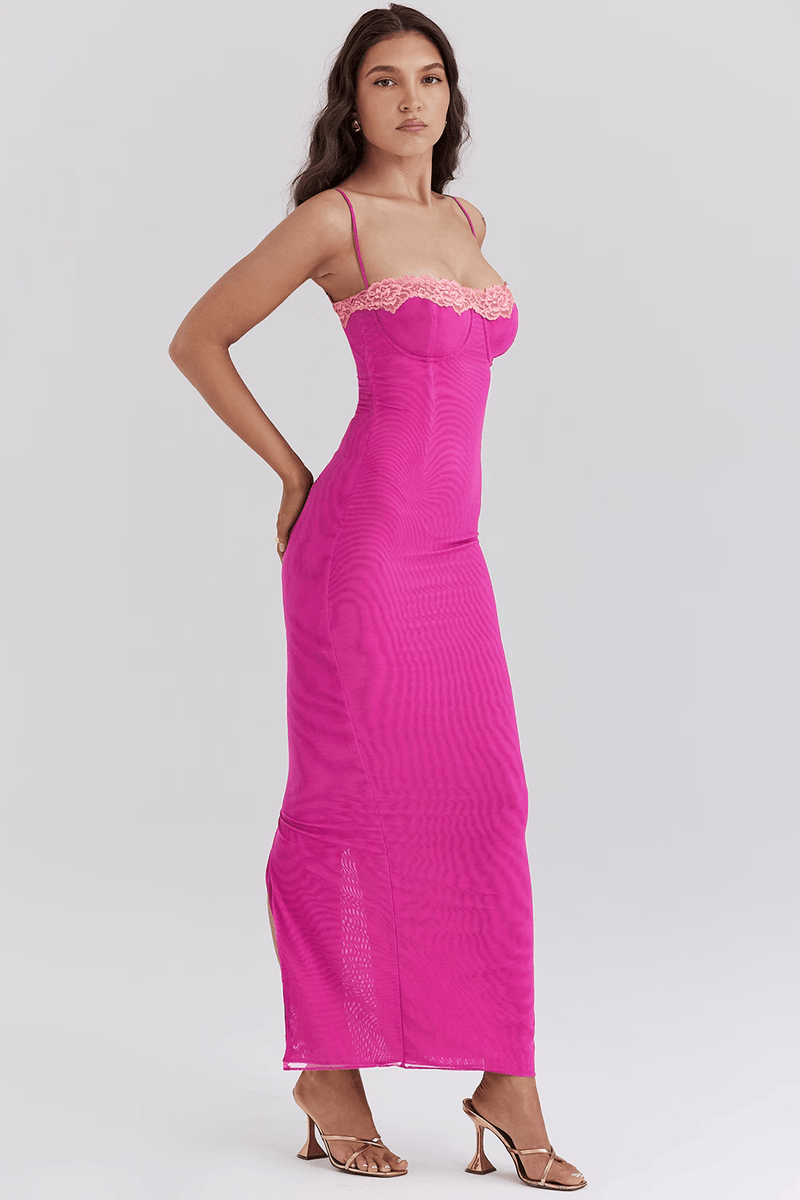 Gracefully Styled Dress for Any Occasion