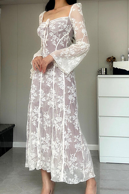 Gracefully Styled Dress for Any Occasion