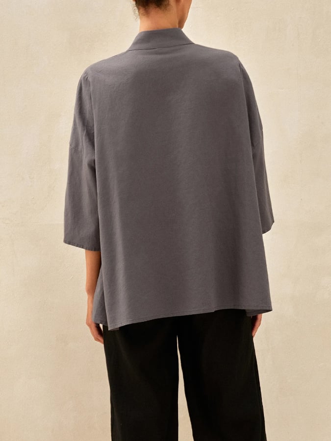 Beautifully Crafted Blouse in a Classic Style