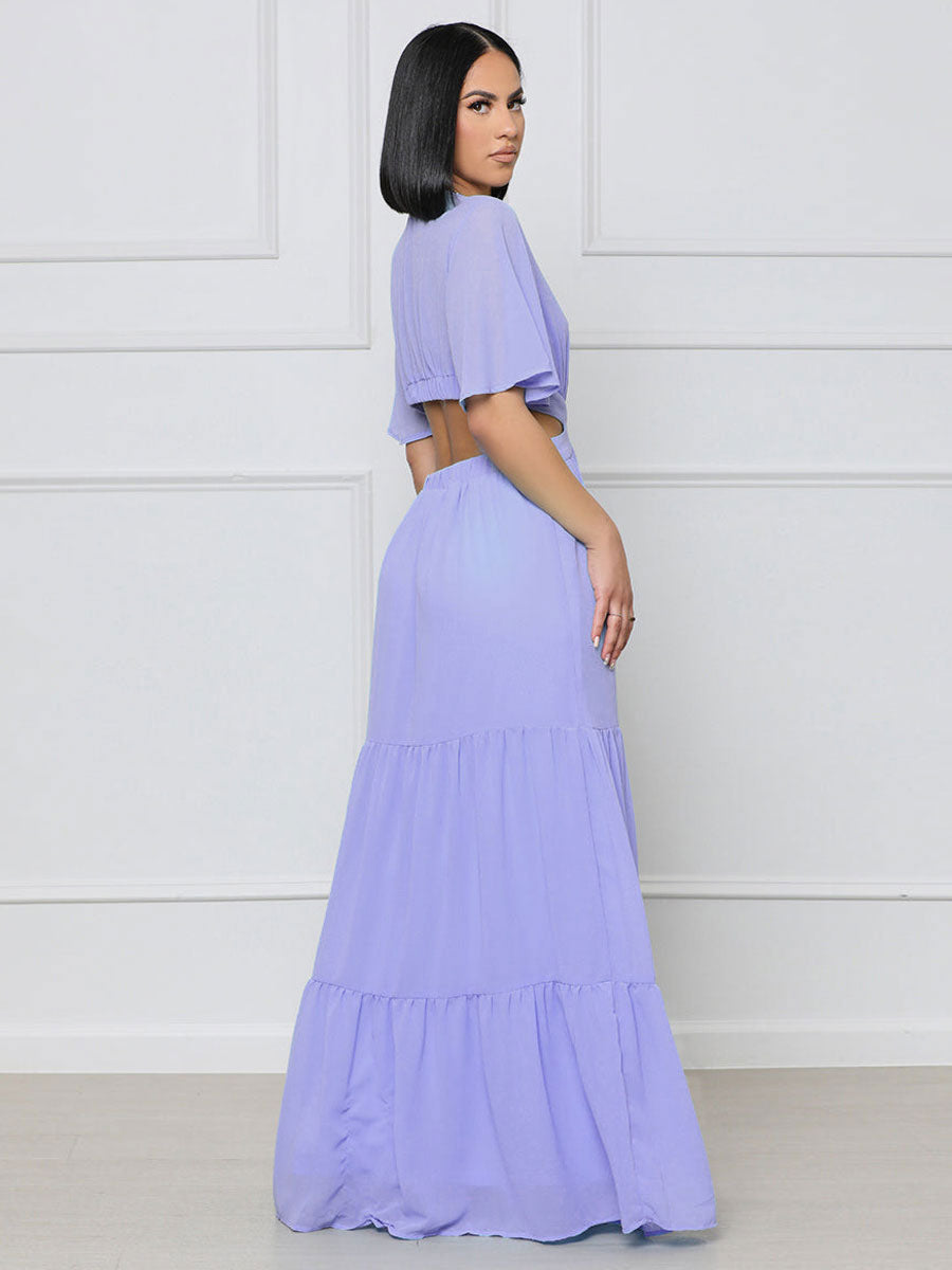 Effortlessly Elegant Dress with a Timeless Design