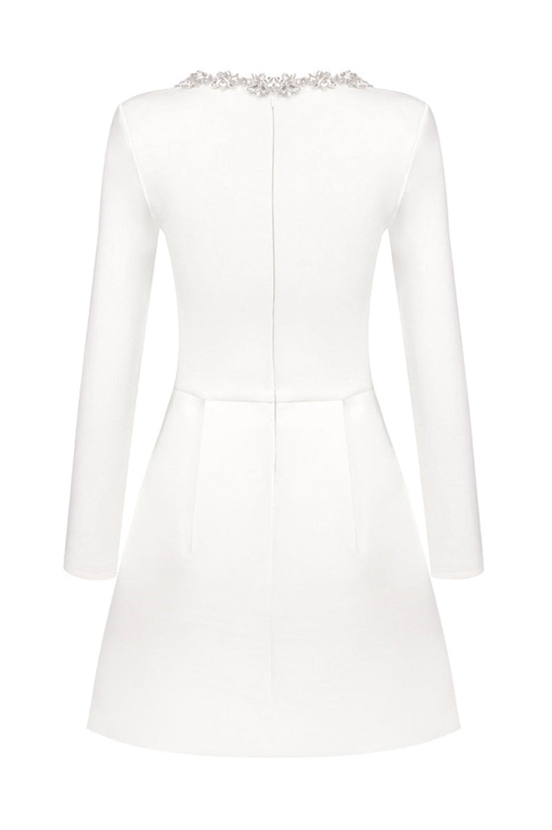 Effortlessly Elegant Dress with a Timeless Design