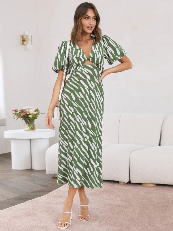 Polished Dress with an Effortless Classic Look