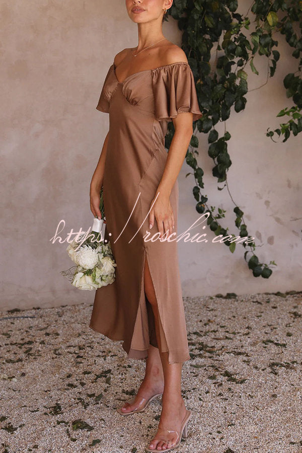 Sophisticated Dress with a Clean Classic Look