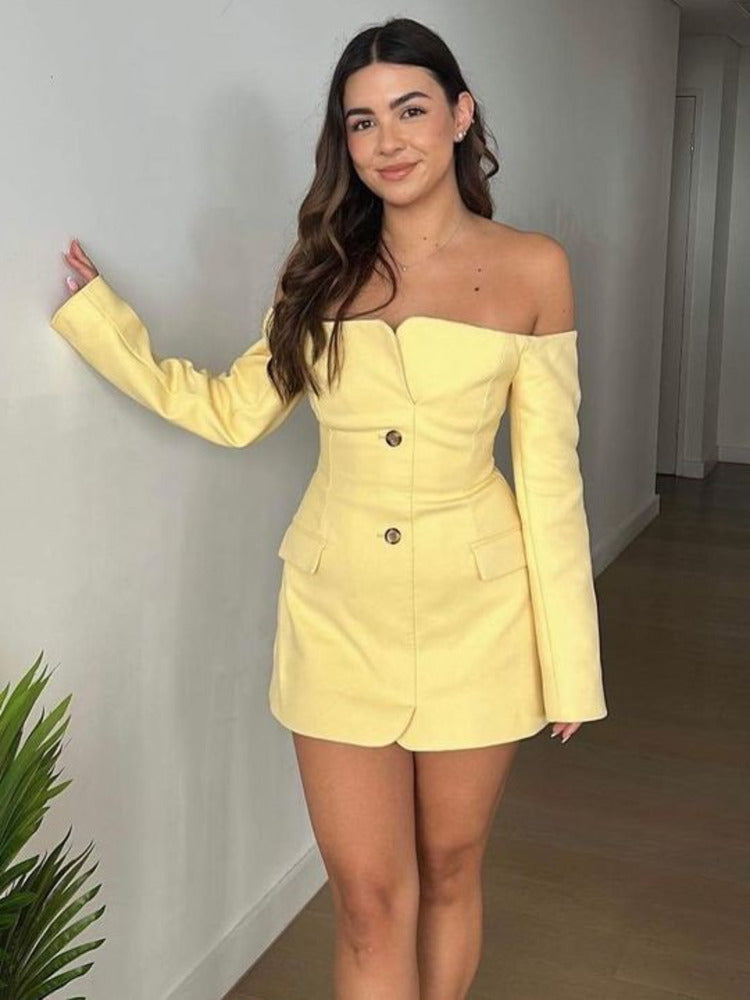 Well Tailored Dress with a Graceful Silhouette
