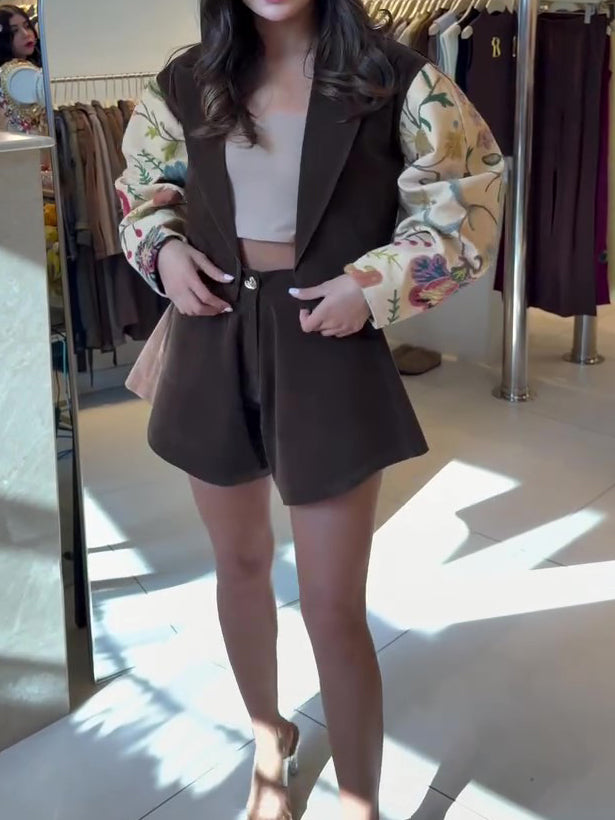 Elegantly Styled Top for Everyday Wear