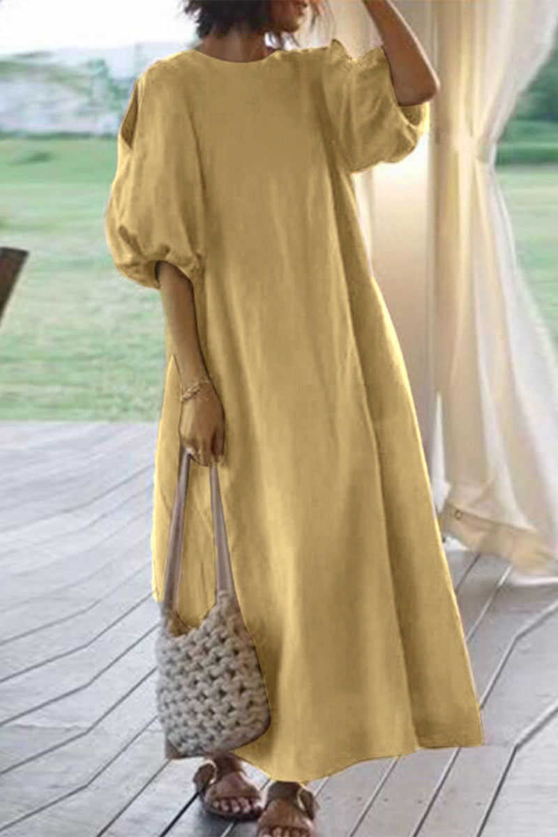 Effortlessly Elegant Dress with a Timeless Design