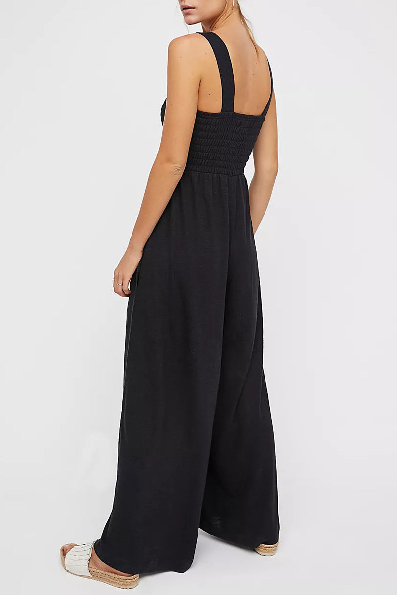 Sophisticated Garment with a Clean Classic Look