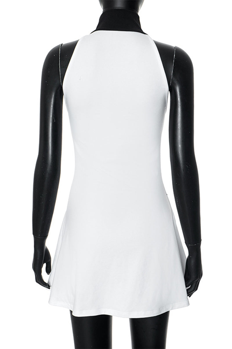 Beautifully Finished Dress in a Timeless Design