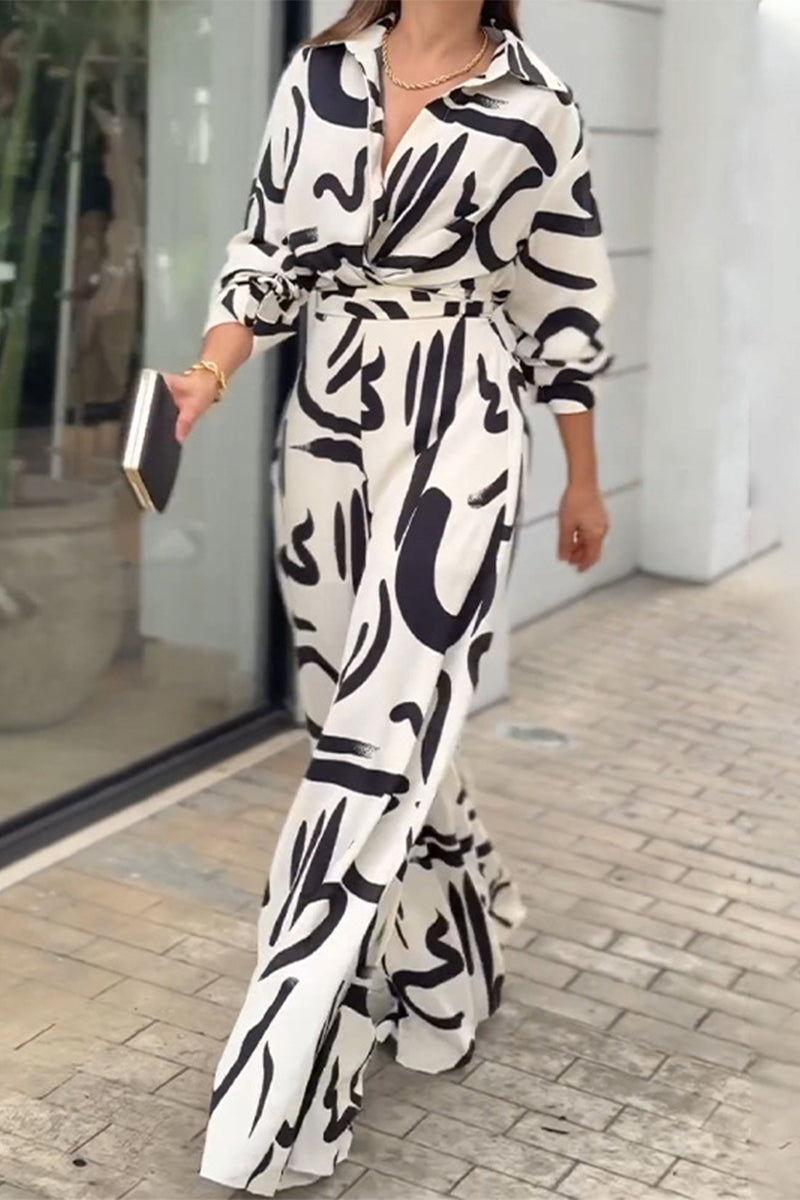 Effortlessly Elegant Garment with a Timeless Design
