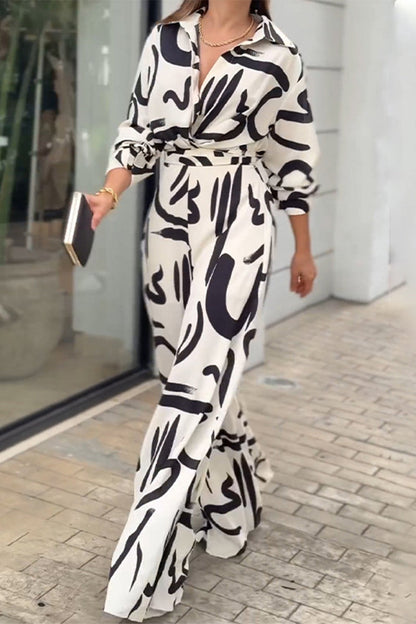 Effortlessly Elegant Garment with a Timeless Design