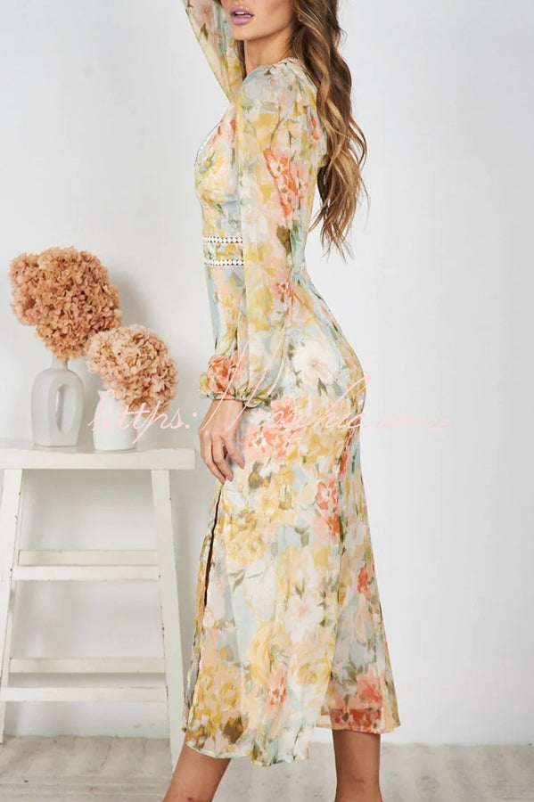 A Vintage Style Dress with Delicate Timeless Details