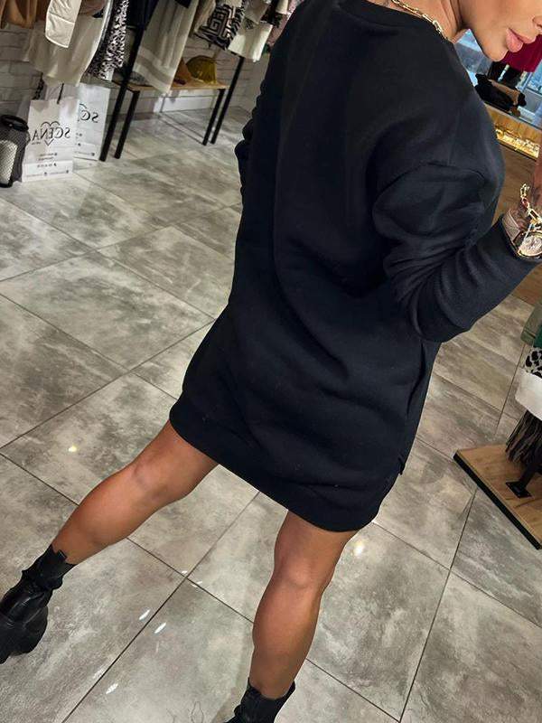 Classic Vintage Sweater with a Flattering Fit